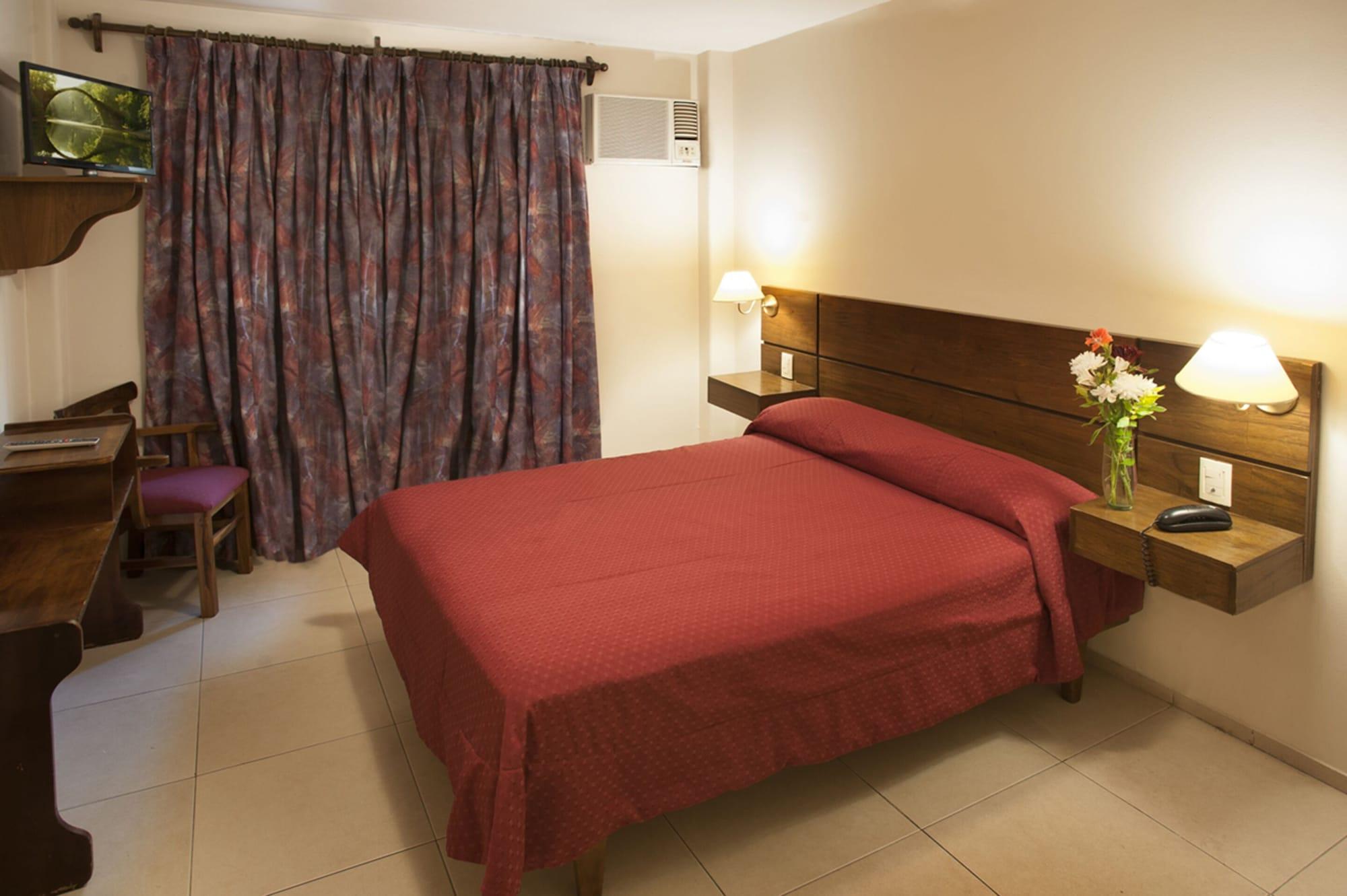 Carollo Hotel 3*