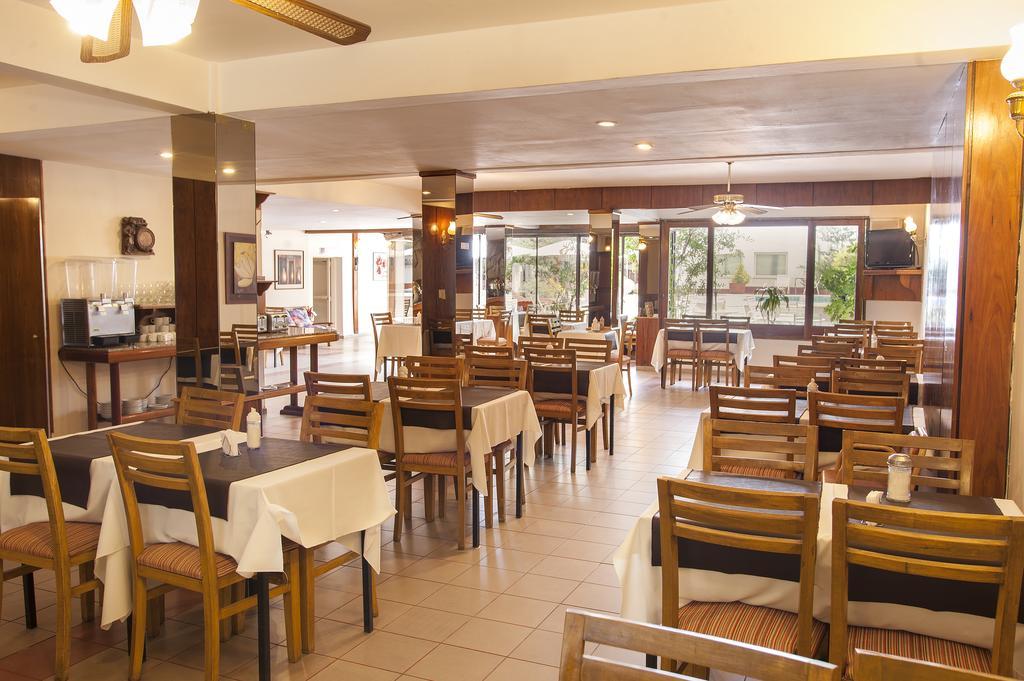 Hotel Carollo Mendoza