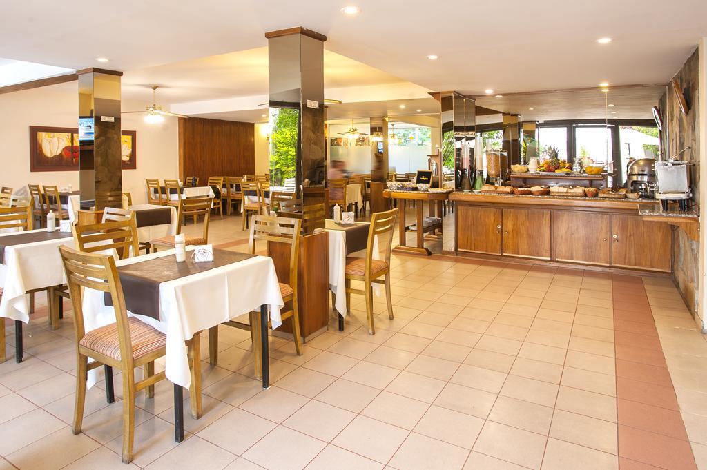 Hotel Carollo